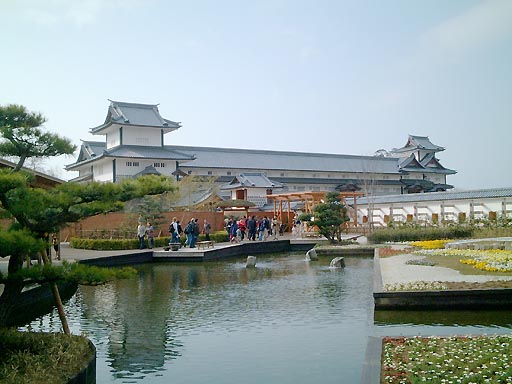 /sv-kenroku/gazo512/gazo020330/jo-niwabunka032.jpg