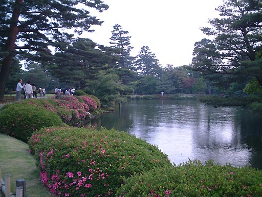 /sv-kenroku/gazo512/gazo020607/ken-kasumigaike127.jpg