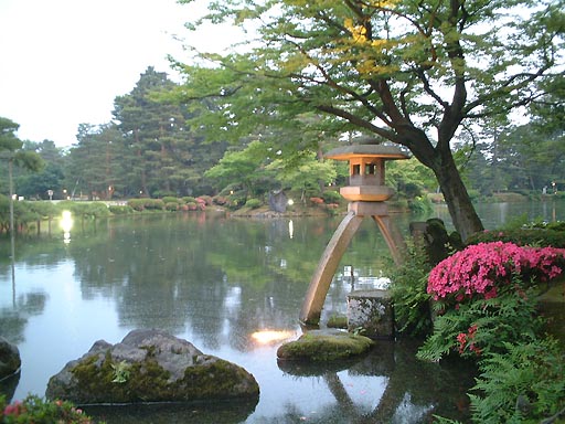 /sv-kenroku/gazo512/gazo020607/ken-kotoji121.jpg