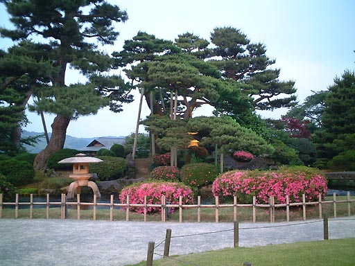 /sv-kenroku/gazo512/gazo020607/ken-yukimitoro143.jpg