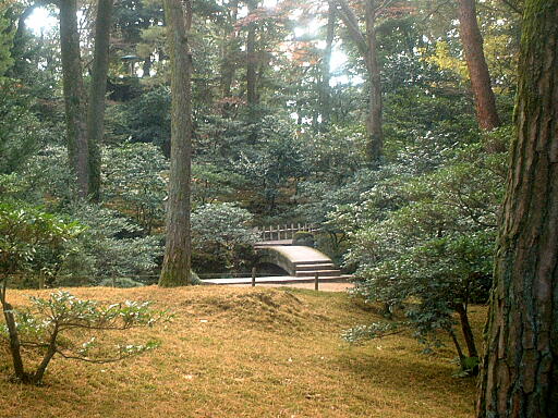 /sv-kenroku/gazo512/gazo021124/ken-komonbashi714.jpg