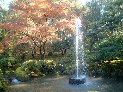 /sv-kenroku/gazo512/gazo031123/ken-funsui7030.jpg