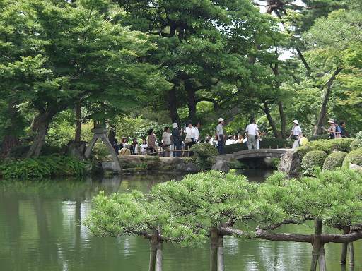 /sv-kenroku/gazo512/gazo040703/ken-kotoji7030335.jpg