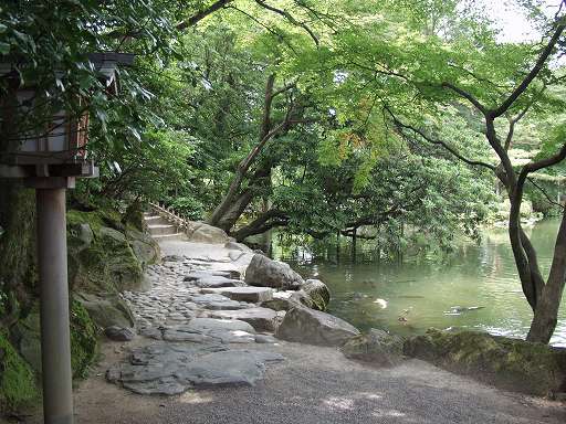 /sv-kenroku/gazo512/gazo040703/ken-oyashirazu7030359.jpg
