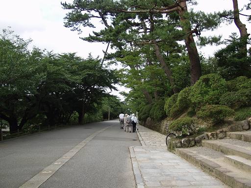 /sv-kenroku/gazo512/gazo040703/ken-renchimon7030484.jpg
