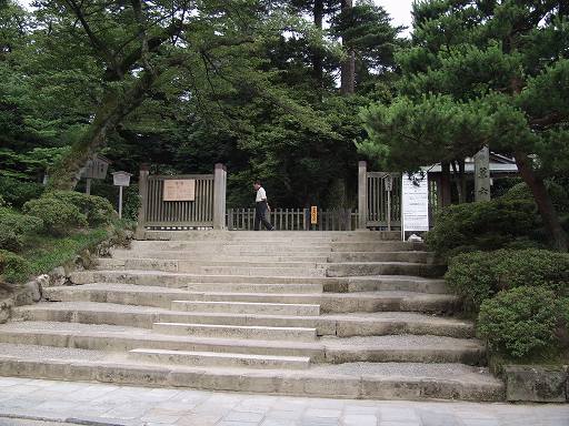 /sv-kenroku/gazo512/gazo040703/ken-renchimon7030485.jpg