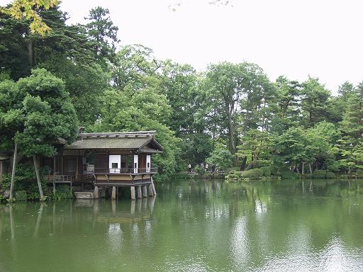 /sv-kenroku/gazo512/gazo040703/ken-uchihashitei7030341.jpg