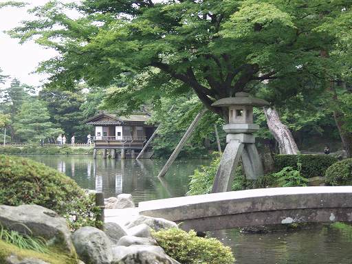 /sv-kenroku/gazo512/gazo040703/ken-uchihashitei7030372.jpg